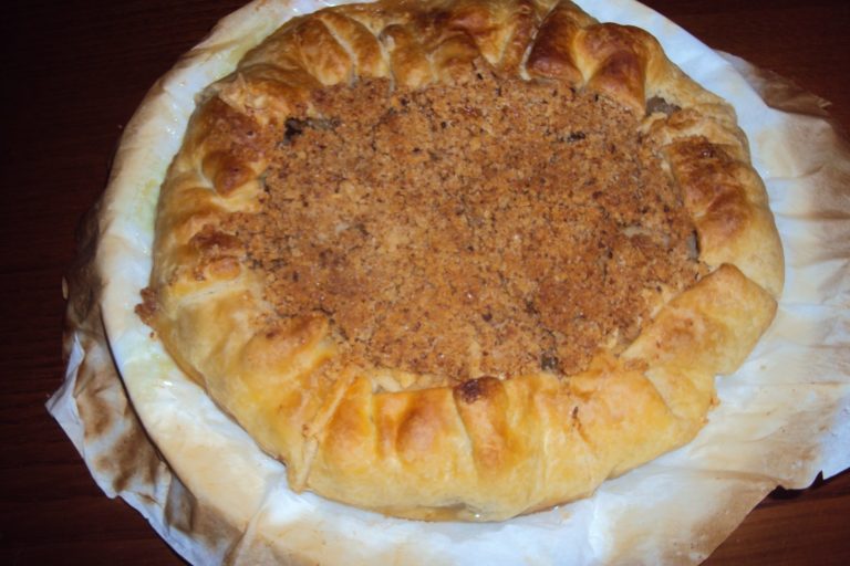 feuillete-pomme-pruneau-raisin